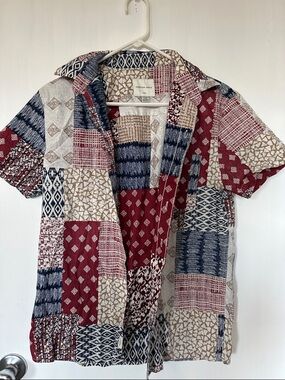American Rag Men’s Red, Navy & Tan Patchwork Short-Sleeve Shirt